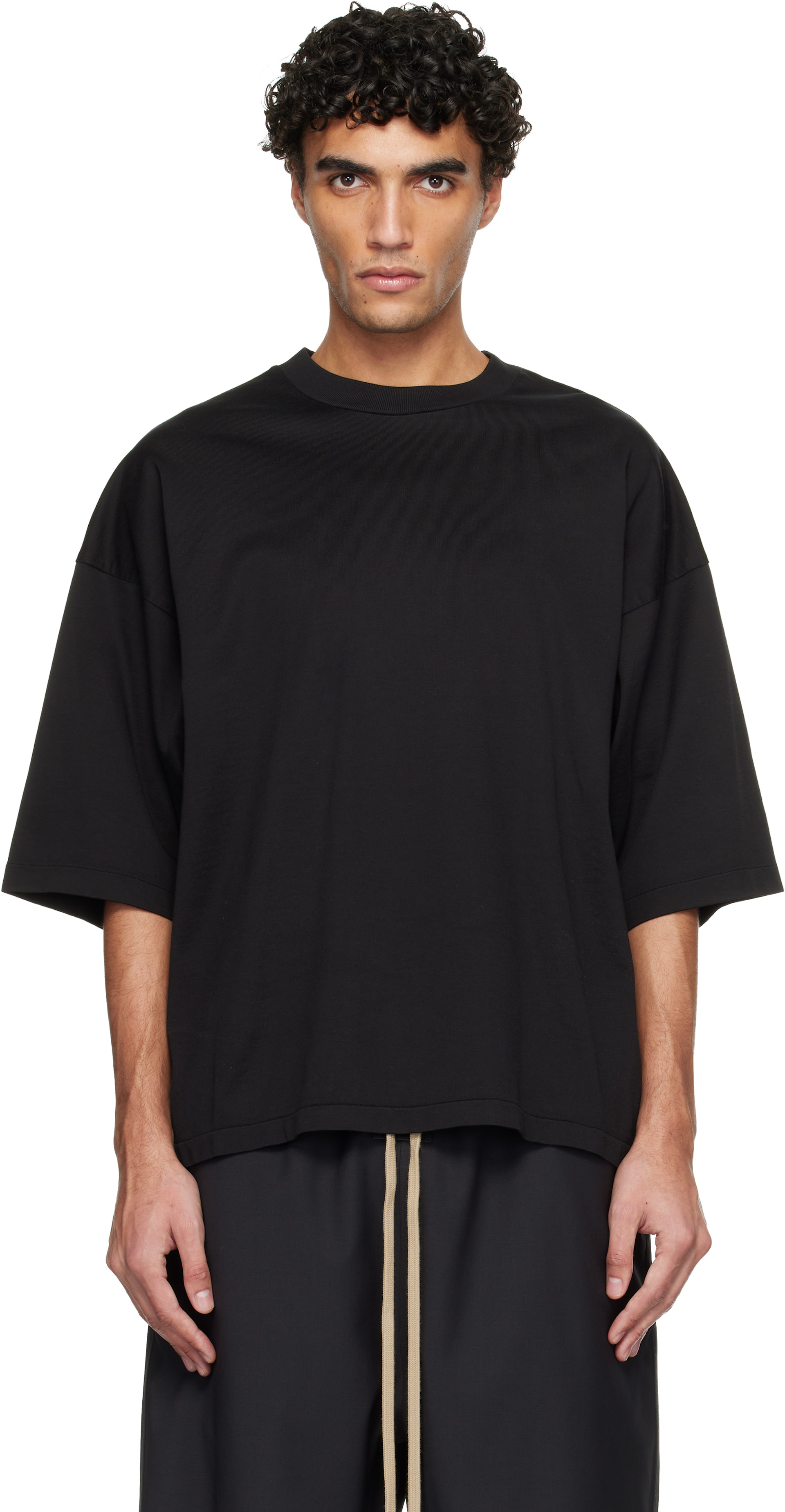 Fear of God: ブラック Relaxed S/S Tシャツ | SSENSE 日本