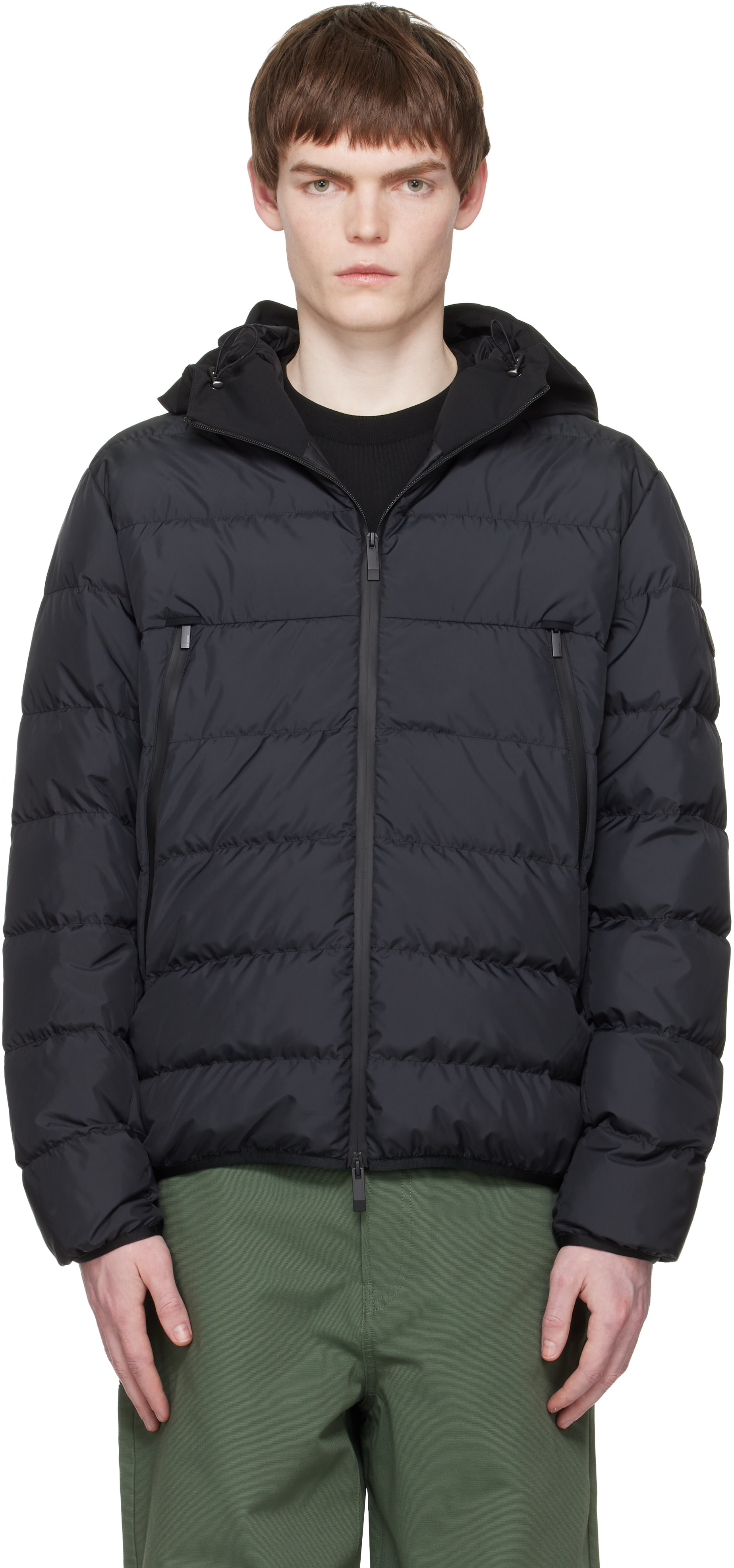 Moncler: ブラック Vega フード付き ショート ダウンジャケット 