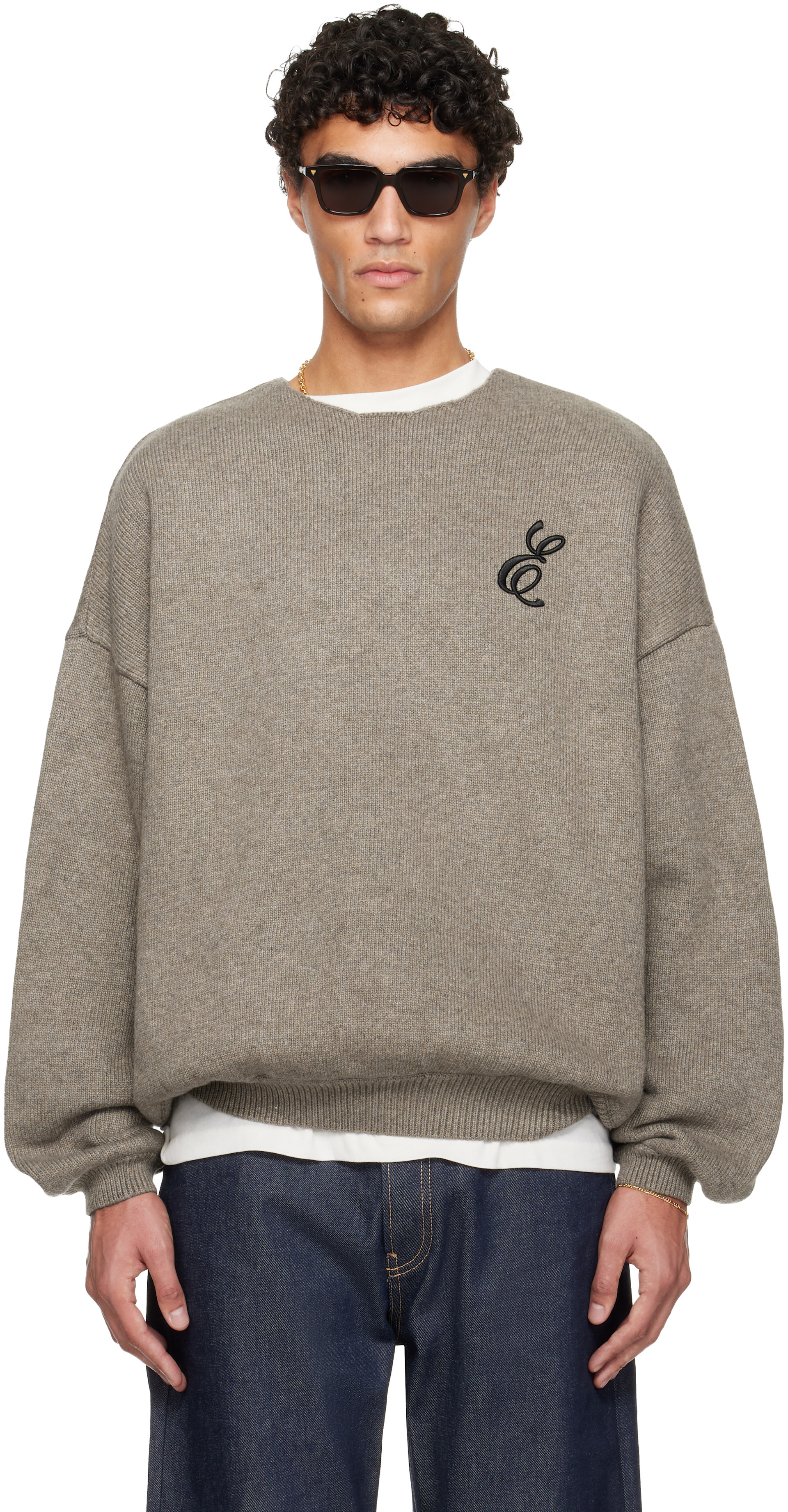 メンズ用 Fear of God ESSENTIALS クルーネックセーター | SSENSE 日本