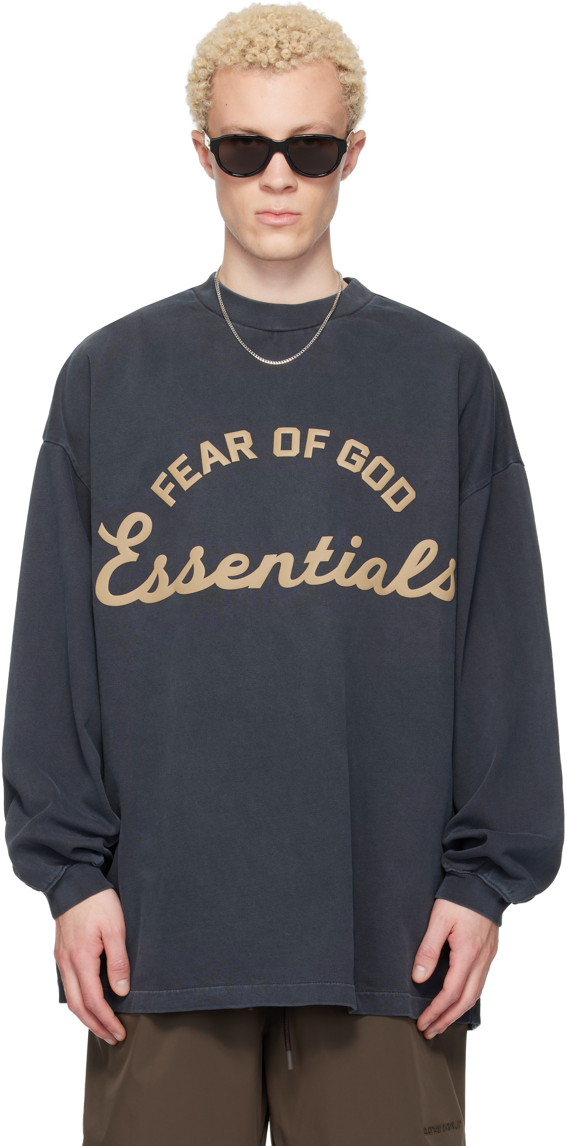 Fear of God ESSENTIALS: グレー Training 90s 長袖Tシャツ | SSENSE 日本