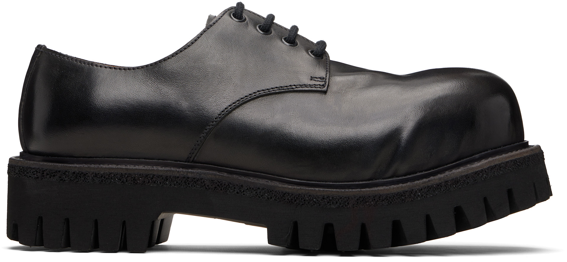 A DICIANNOVEVENTITRE: Black Horse Octa Low Derbys | SSENSE