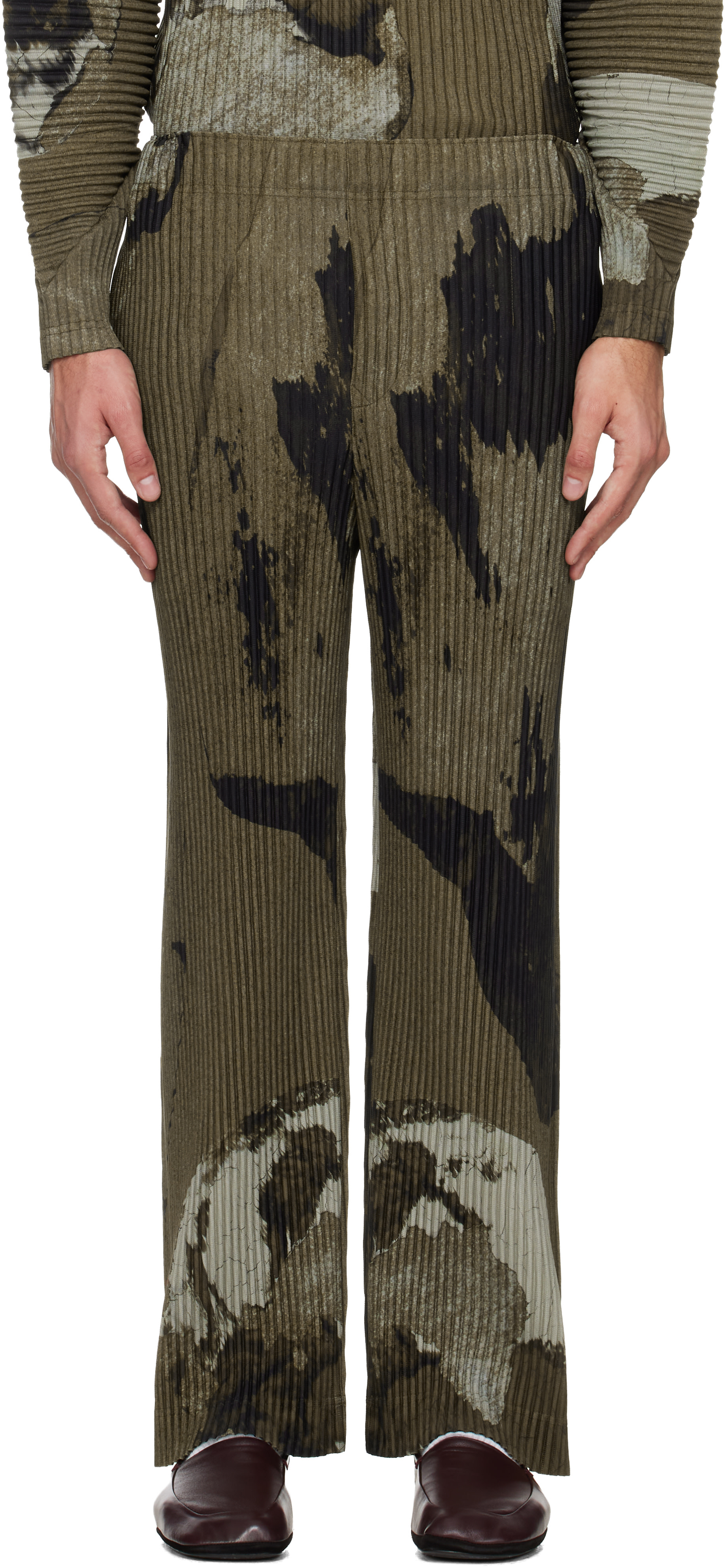 HOMME PLISSÉ ISSEY MIYAKE  ROCK HOMME PLISSÉ ISSEY MIYAKE: Brown Painted Stone Trousers | SSENSE
