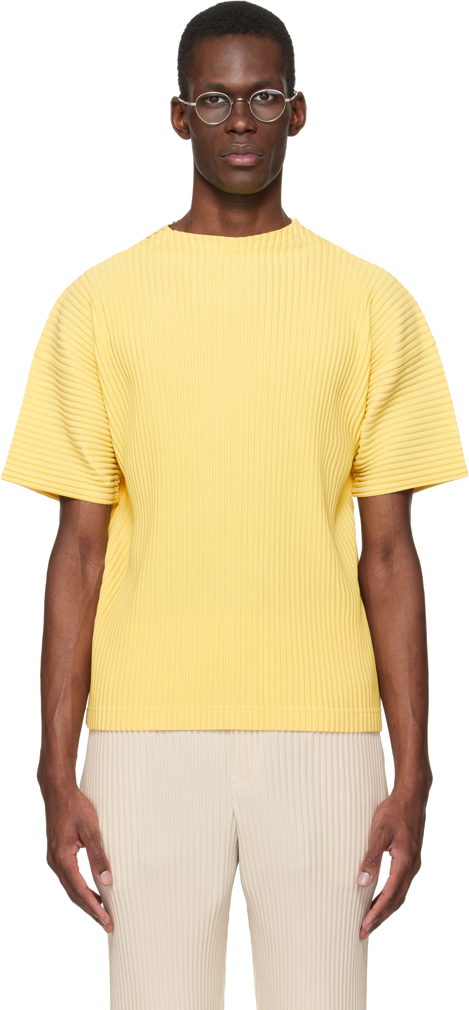 HOMME PLISSÉ ISSEY MIYAKE T-Shirts for Men | SSENSE Canada