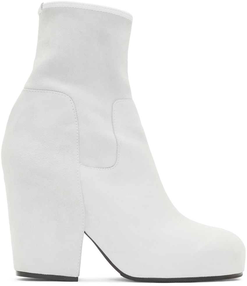 Random Identities: White Suede BO3 Boots | SSENSE UK