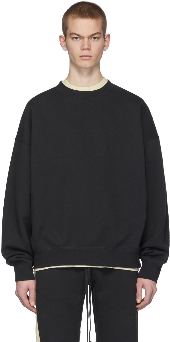 Essentials: Black Fleece Sweatshirt | SSENSE Canada