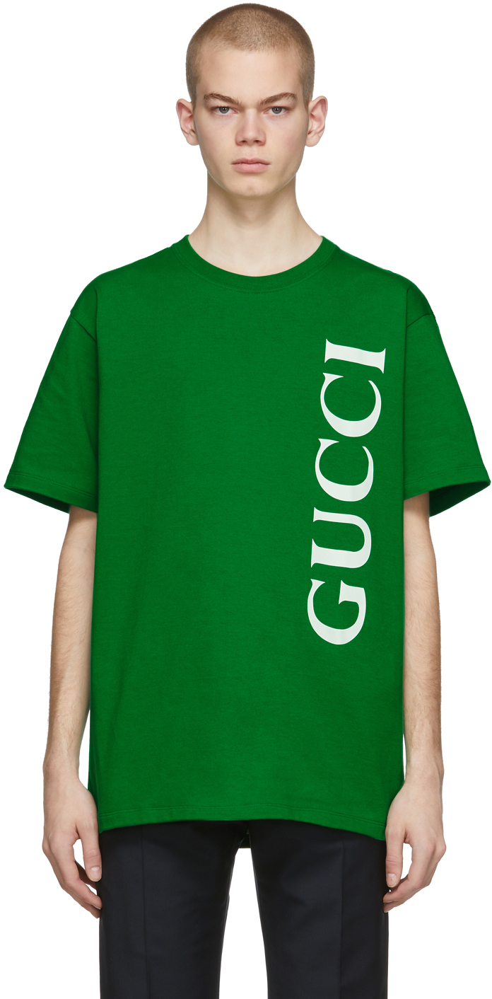 Gucci: グリーン オーバーサイズ T シャツ 