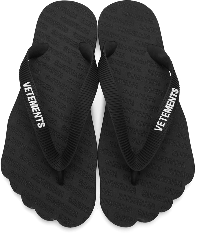 vetements flip flops