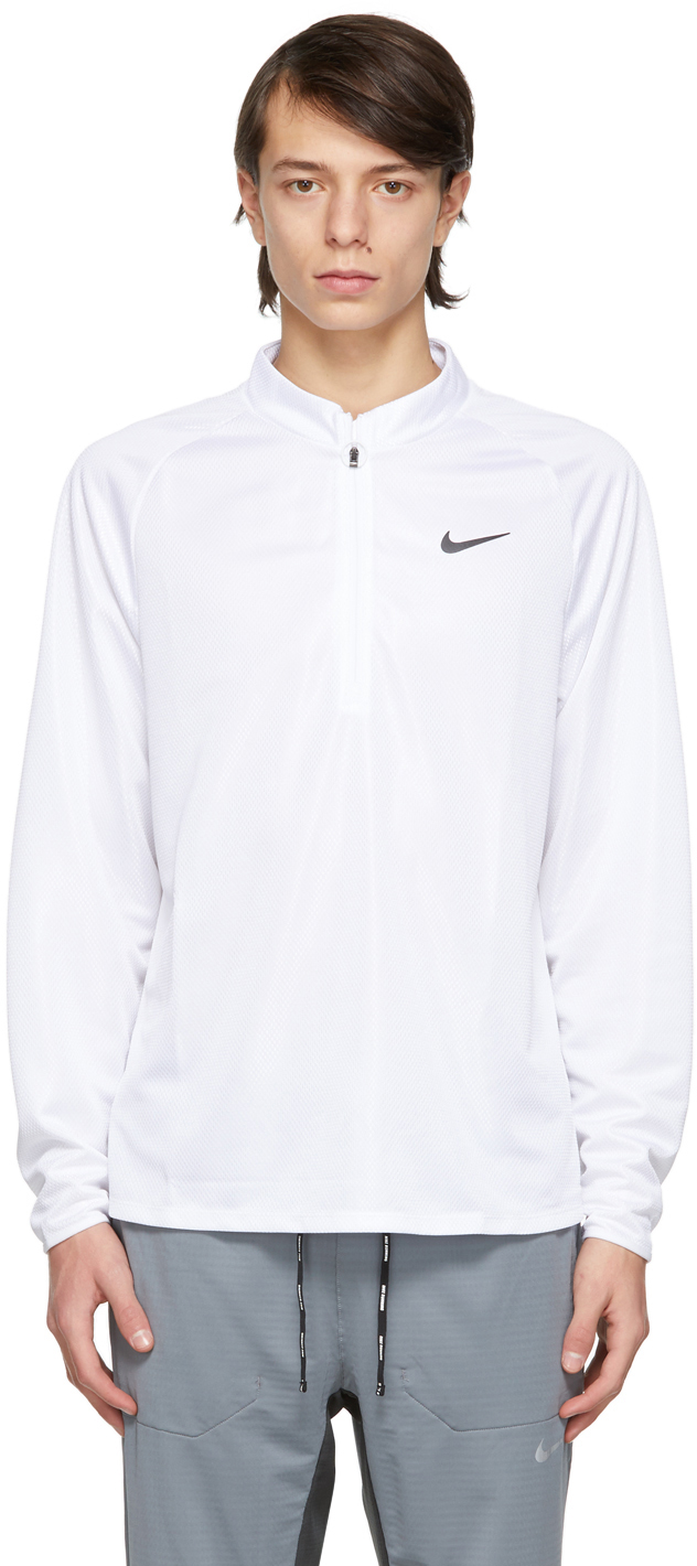 Nike: White NikeCourt Challenger Half 