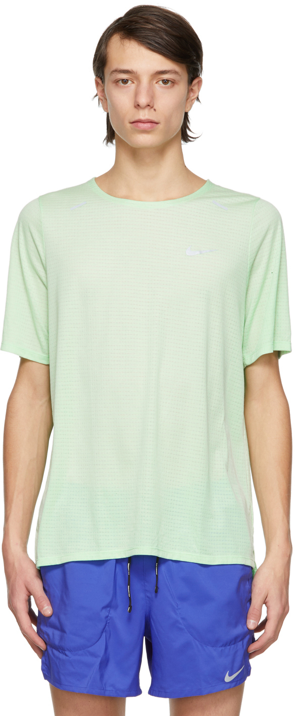 nike rise 365 t shirt green