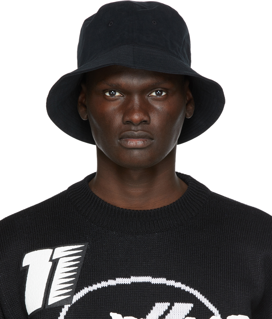 We11done: Black Logo Bucket Hat | SSENSE