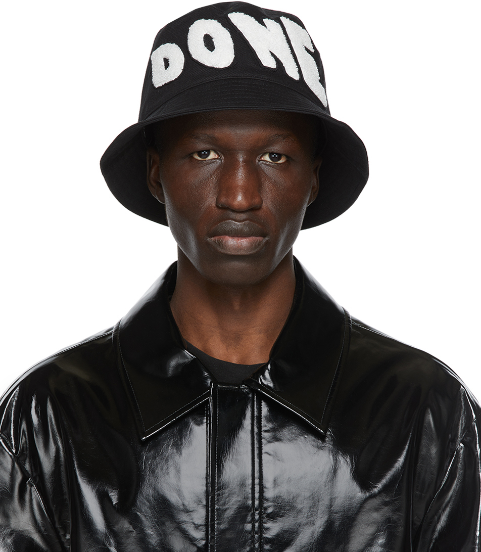We11done: Black Embroidered Logo Patch Bucket Hat | SSENSE