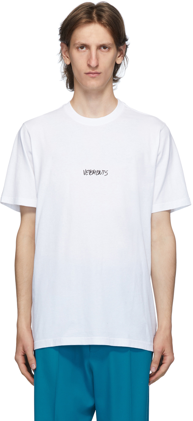 VETEMENTS White Written Logo T-Shirt | Smart Closet