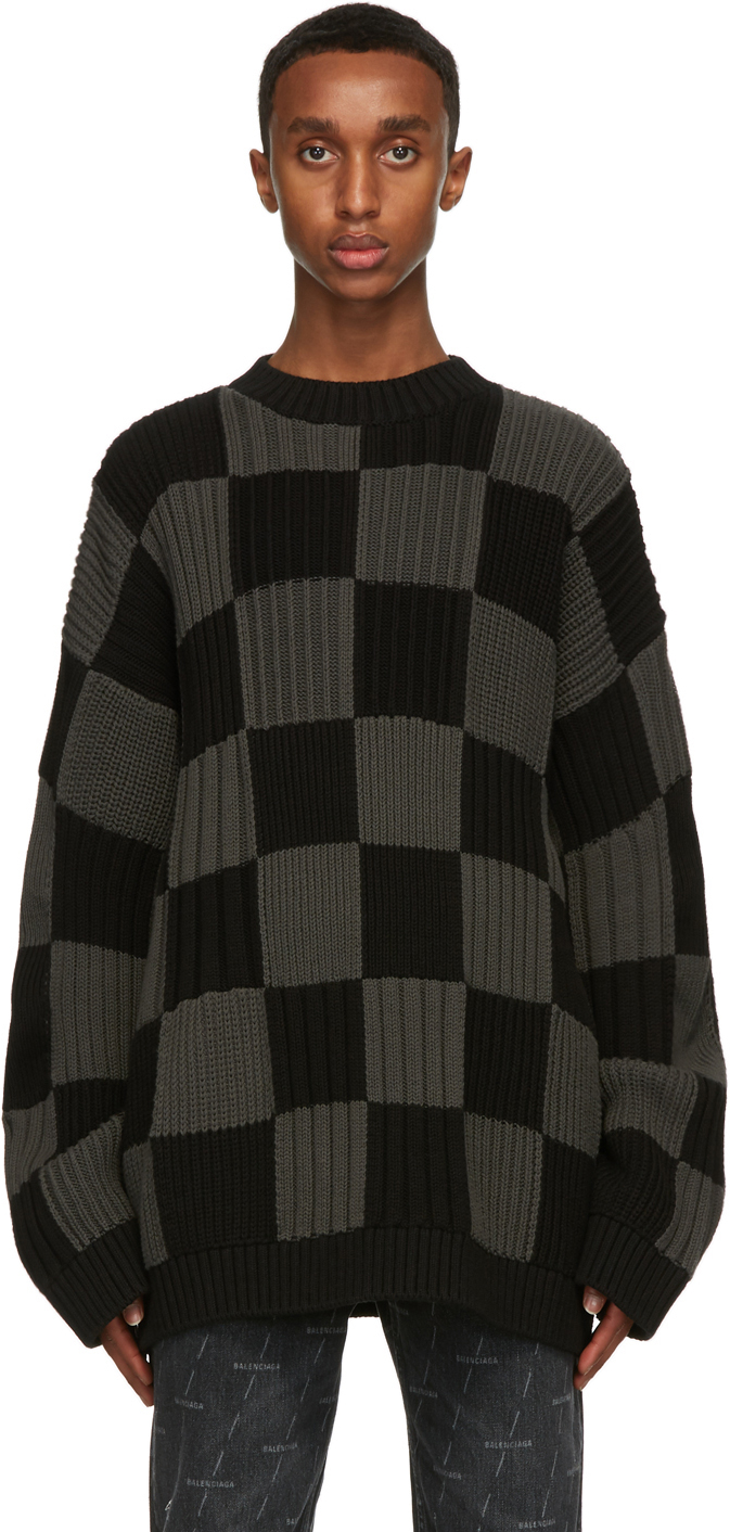 checkered pattern sweater