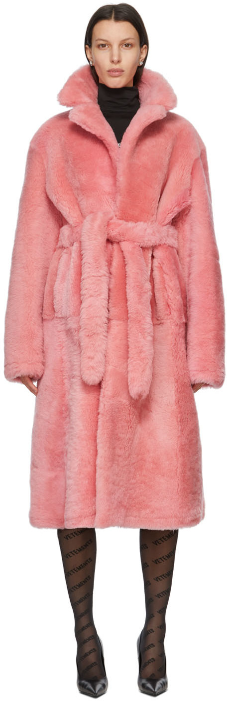 VETEMENTS Pink Shearling Extra Soft Coat 211669F027203