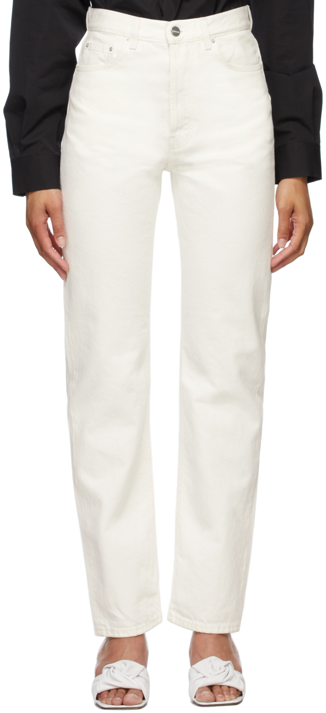 white loose jeans