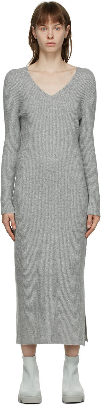 robe grise en laine