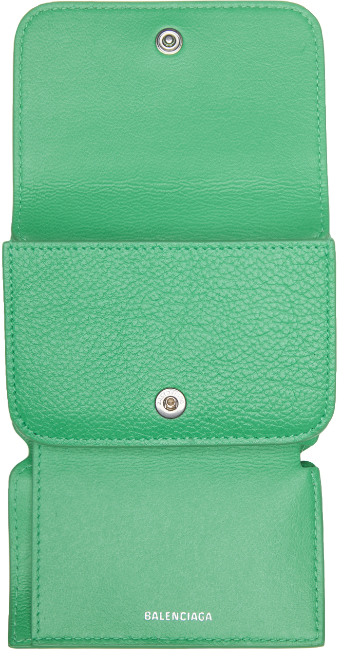 Vivid green