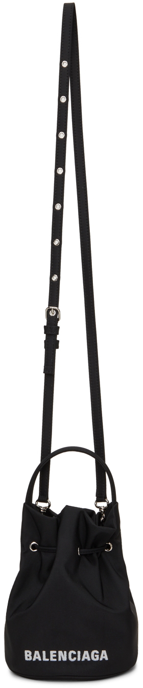 Majestætisk etiket vandrerhjemmet Balenciaga: Black XS Drawstring Wheel Bucket Bag | SSENSE