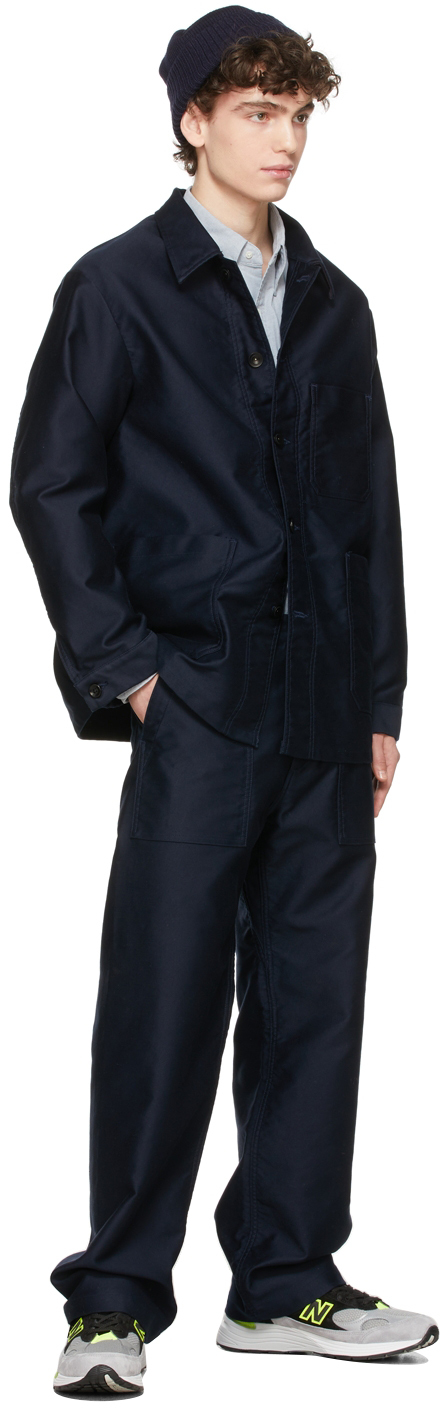 GRAYISH NAVY