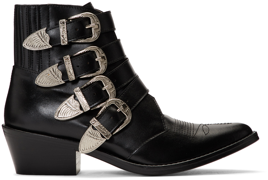 toga pulla white boots