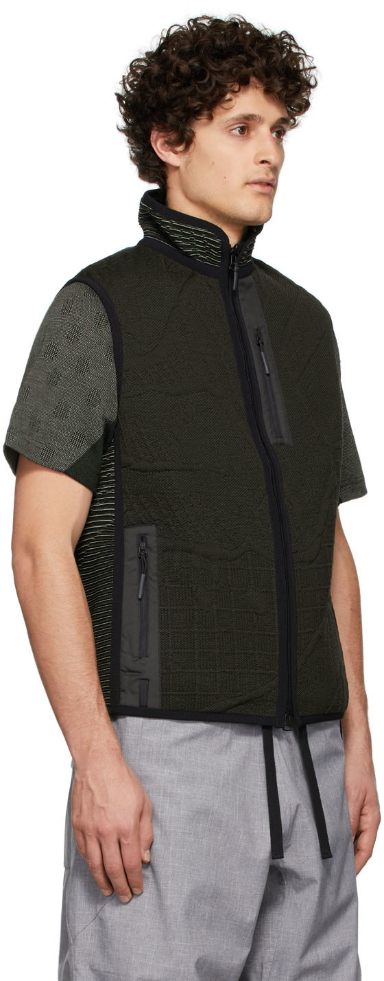 BYBORRE Khaki Knit Liner Vest | Smart Closet
