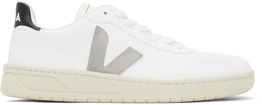 Veja: Baskets blanches V-12 | SSENSE France