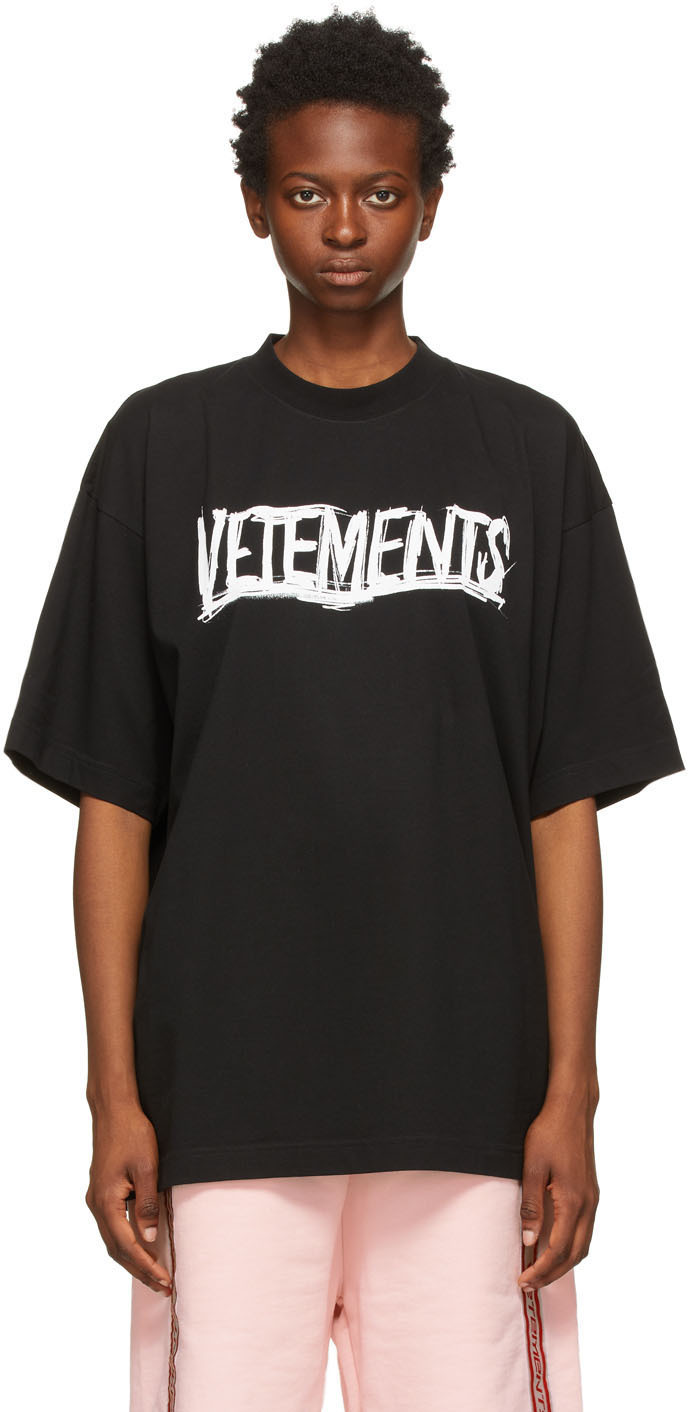 VETEMENTS: Black World Tour T-Shirt | SSENSE Canada