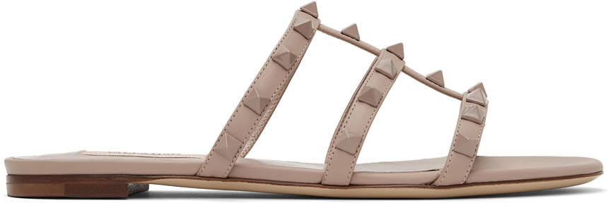 onduidelijk Voldoen Historicus Valentino Garavani: Pink Rockstud Flat Slide Sandals | SSENSE Canada