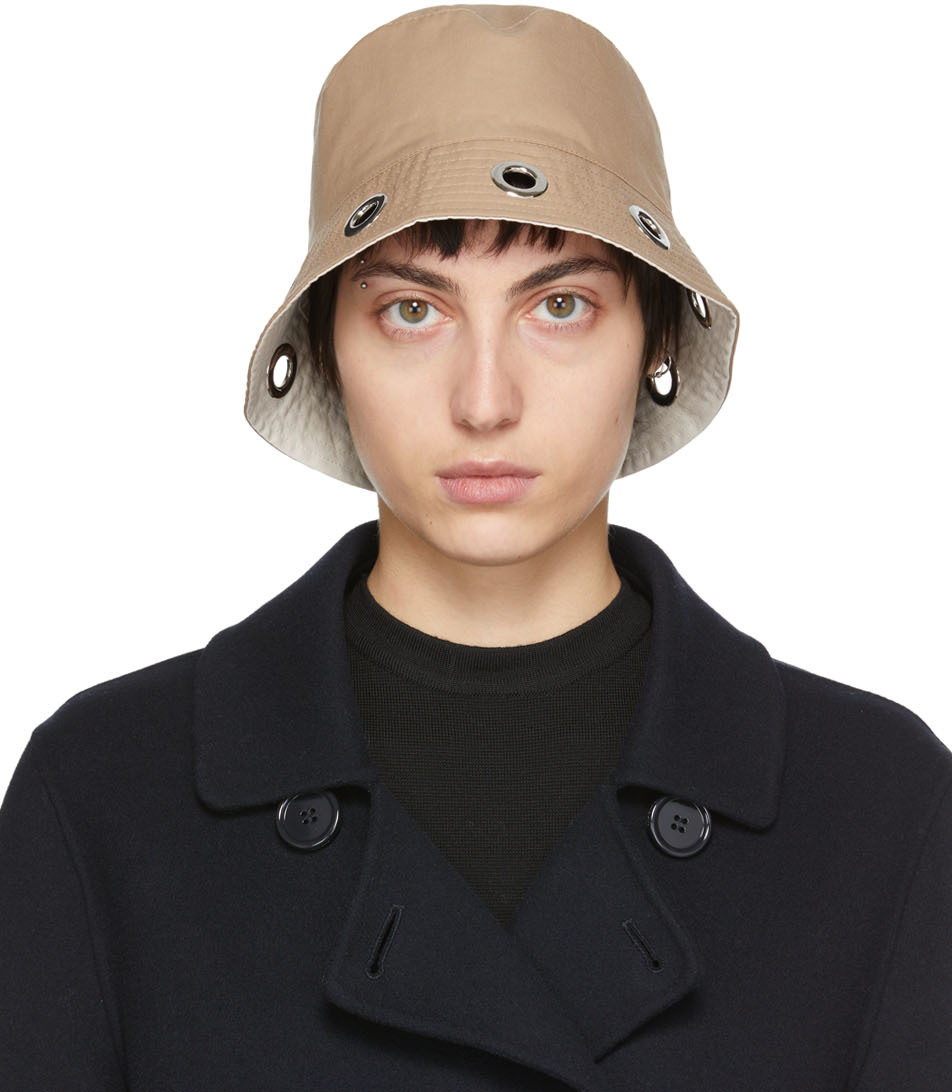 Reversible Beige Pireo Gromet Bucket Hat