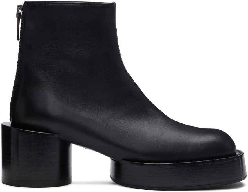 Mm6 Maison Margiela Black Leather Boots In T8013 Black