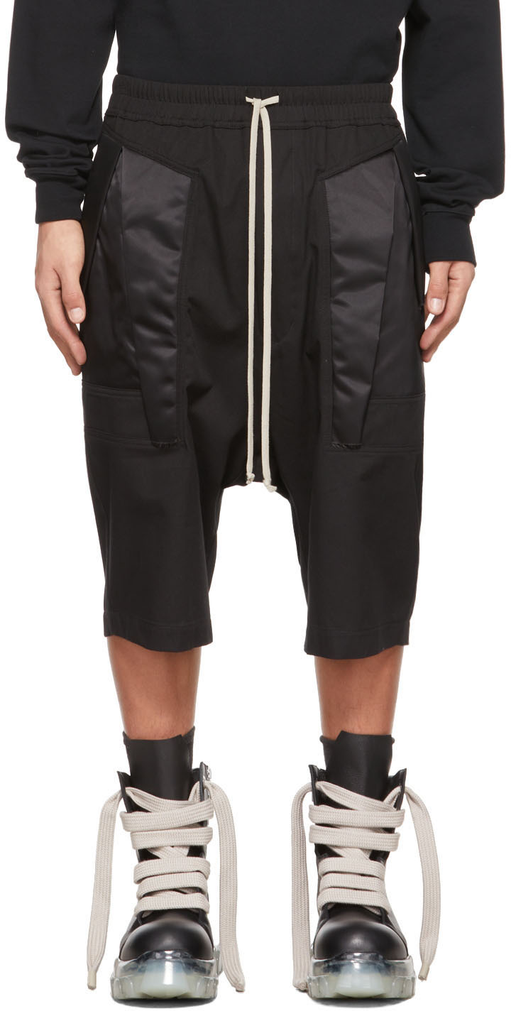 Black Fogcatcher Shorts