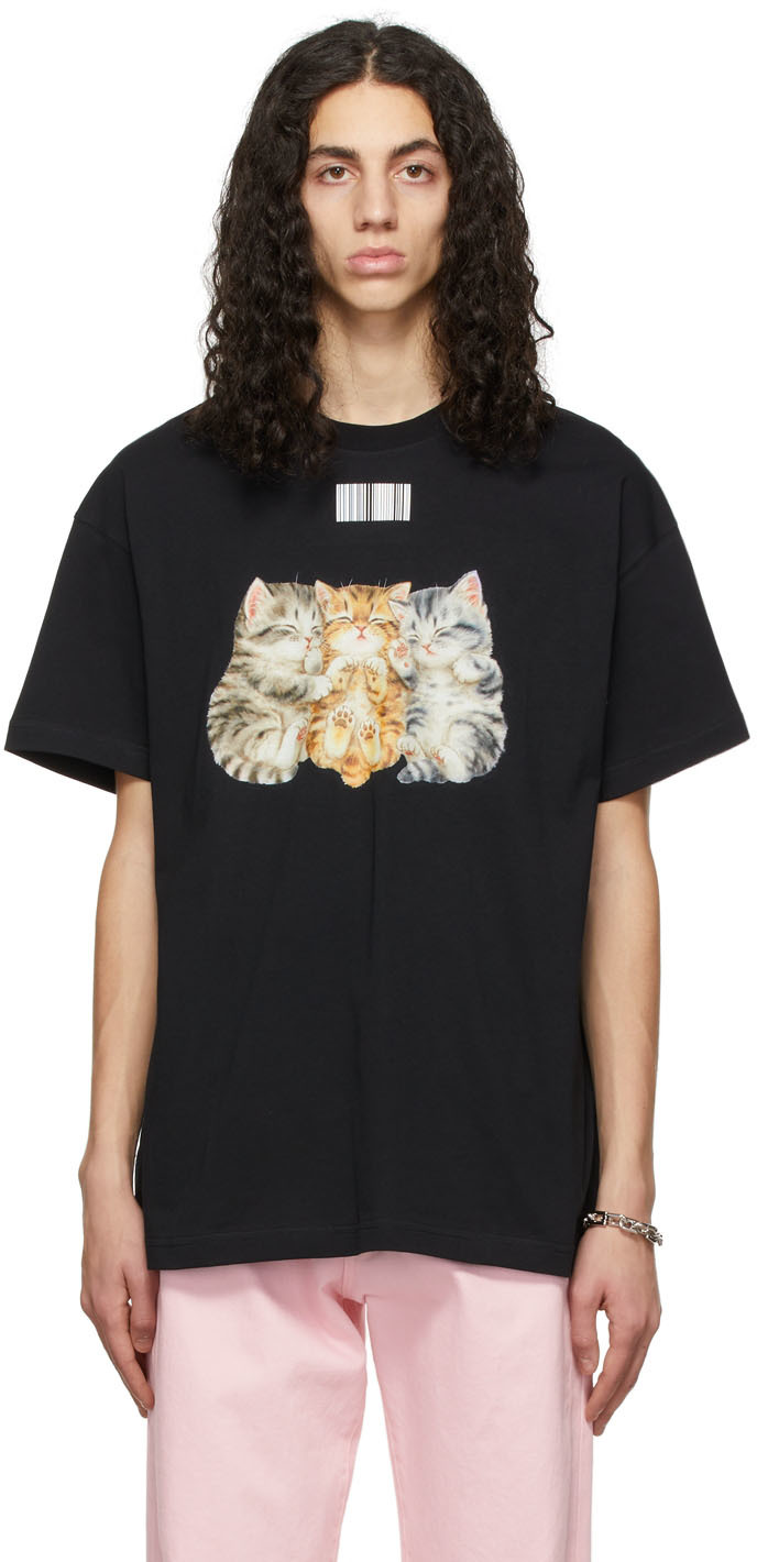 VTMNTS Black Kayomi Harai Edition Cute Cat T-Shirt | Smart Closet