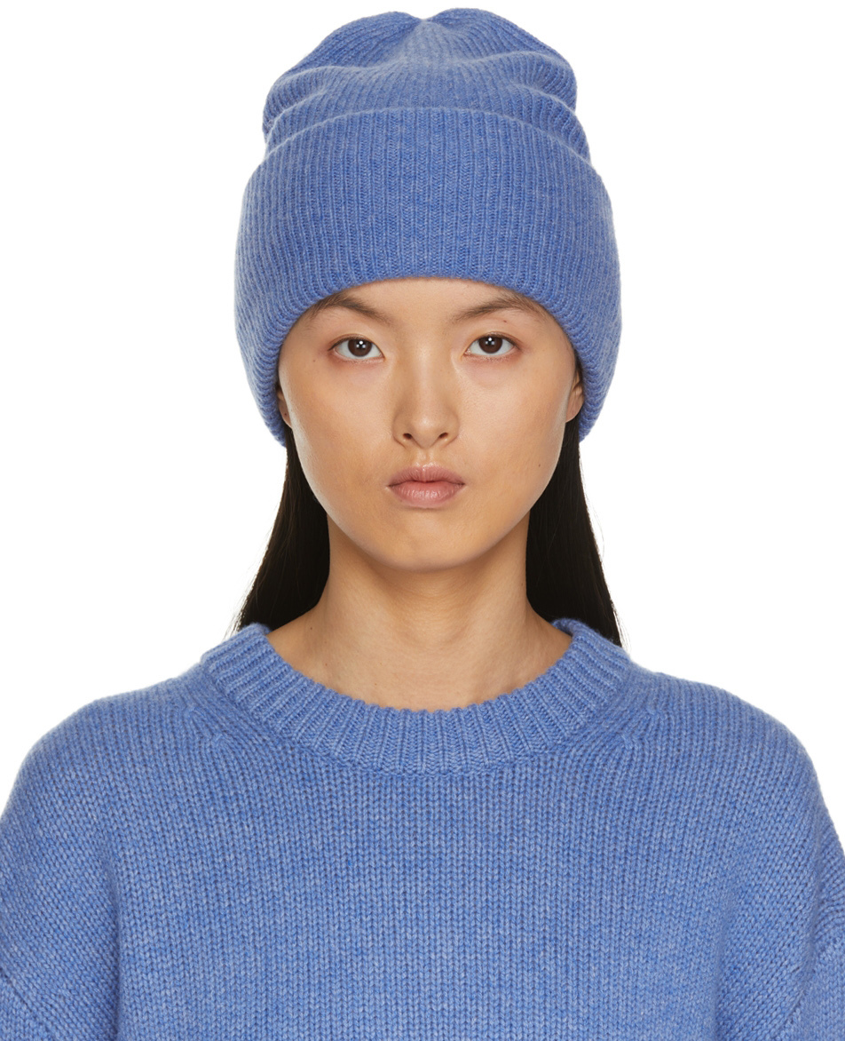 lisa yang beanie