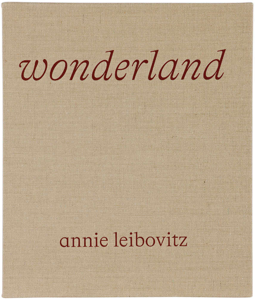 Phaidon Annie Leibovitz: Wonderland – Luxury Edition In N/a