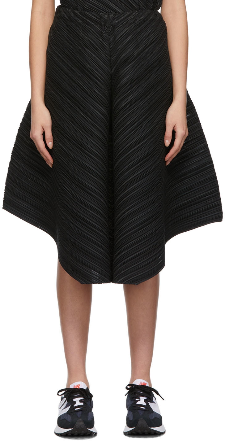 Pleats Please Issey Miyake: Black Wrapping Trousers | SSENSE