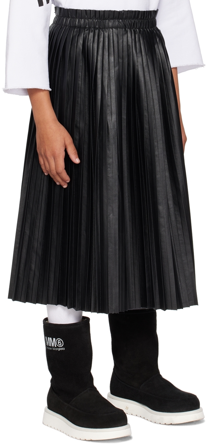 Mm6 Maison Margiela Faux Leather Long Pleated Skirt In M6900 Black