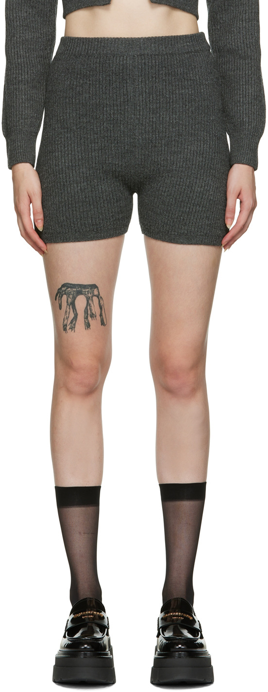 【関税込み】alexanderwang.t グレー ウール ショートパンツ alexanderwang.tのグレー ウール ショートパンツがセール中