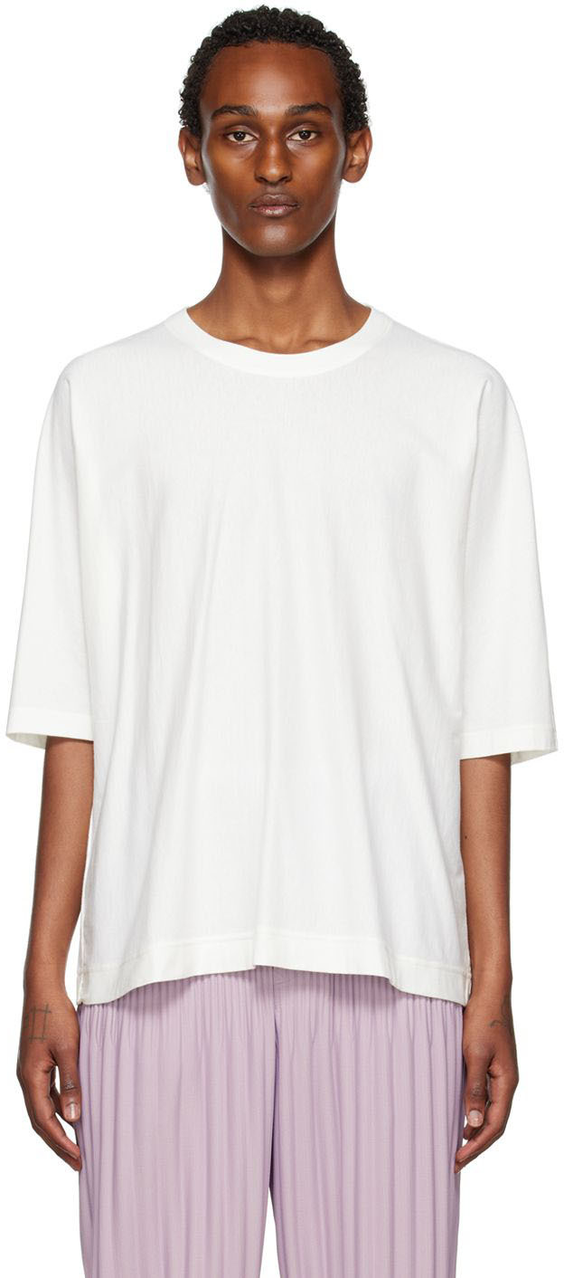 Shop Issey Miyake Off-white Release-t Basic T-shirt In 01 White