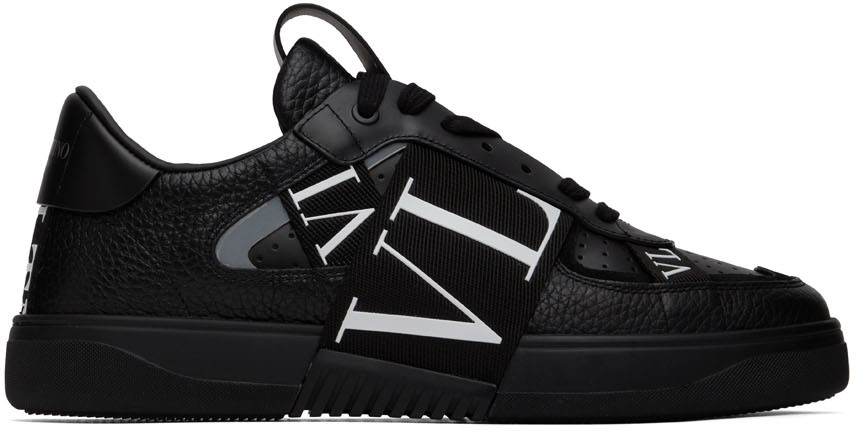Shop Valentino Black Vl7n Low-top Sneakers In 0no Nero/nero-bia/ne