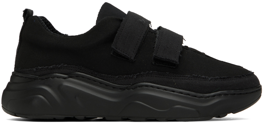 Black Strong Sneakers