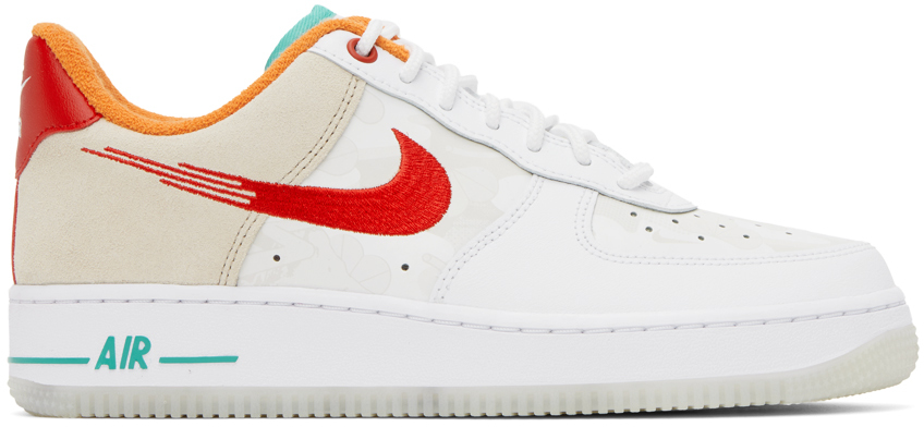 Nike White Air Force 1 '07 Sneakers In Summit White/univers