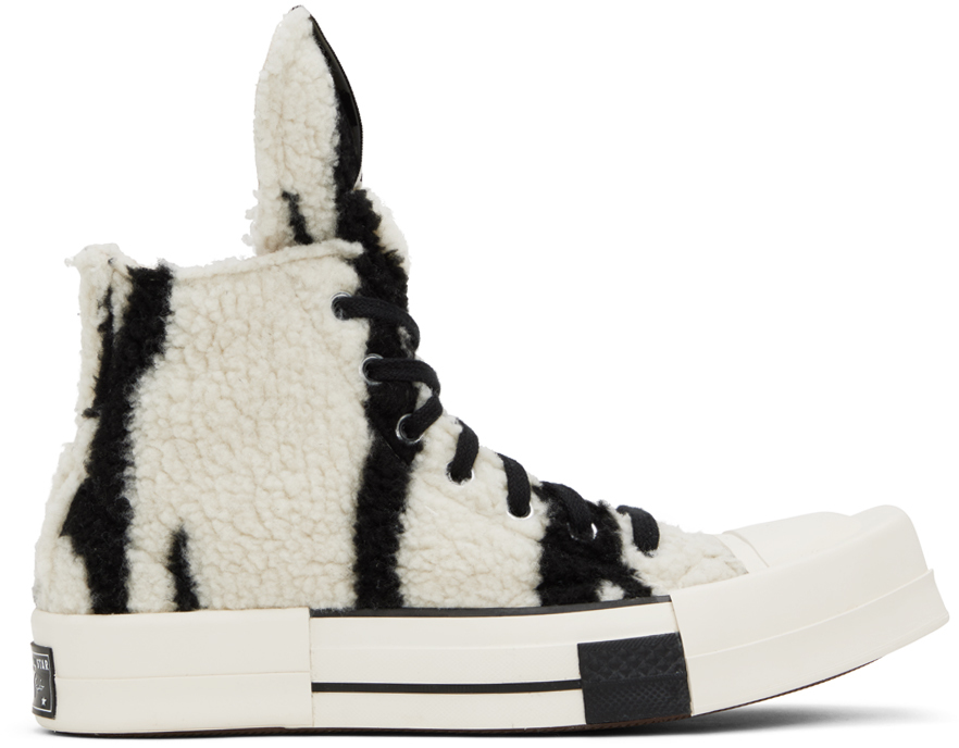 Black & White Converse Edition Turbodrk Sneakers