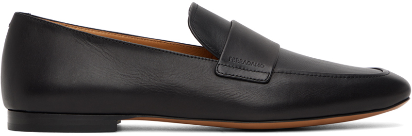 Ferragamo Gancini-plaque Leather Loafers In Black