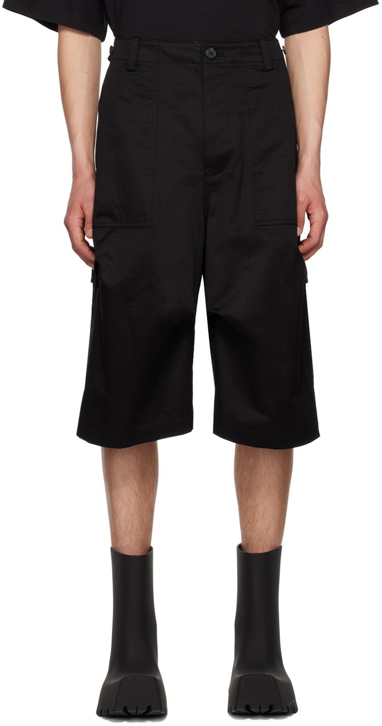 We11done: Black Pleat Cargo Shorts | SSENSE