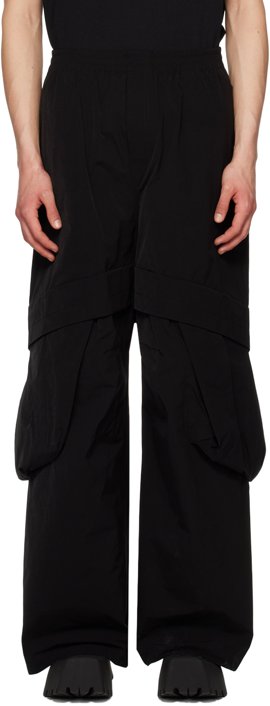 We11done: Black Stitched Pocket Cargo Pants | SSENSE UK