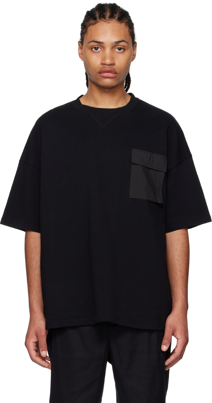 ®︎ Black Paneled Pocket T-Shirt