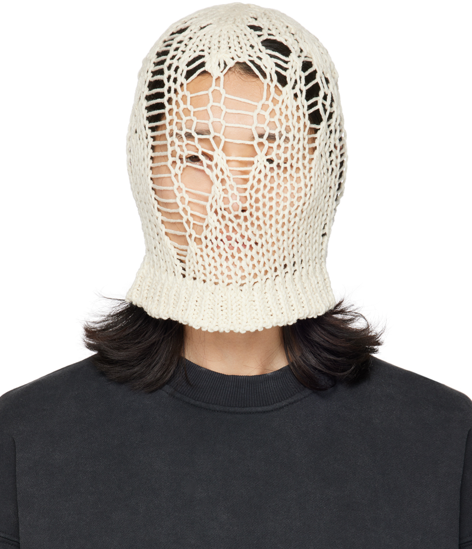 Airei Off-white Mask Beanie In Natural