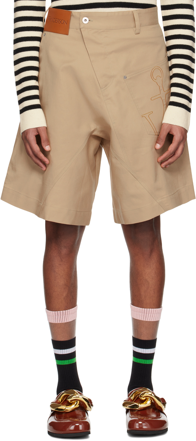 JW Anderson: Beige Twisted Shorts | SSENSE