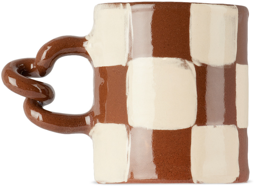 Harlie Brown Studio Brown & White Checkered Wiggle Mug In Terracotta And White