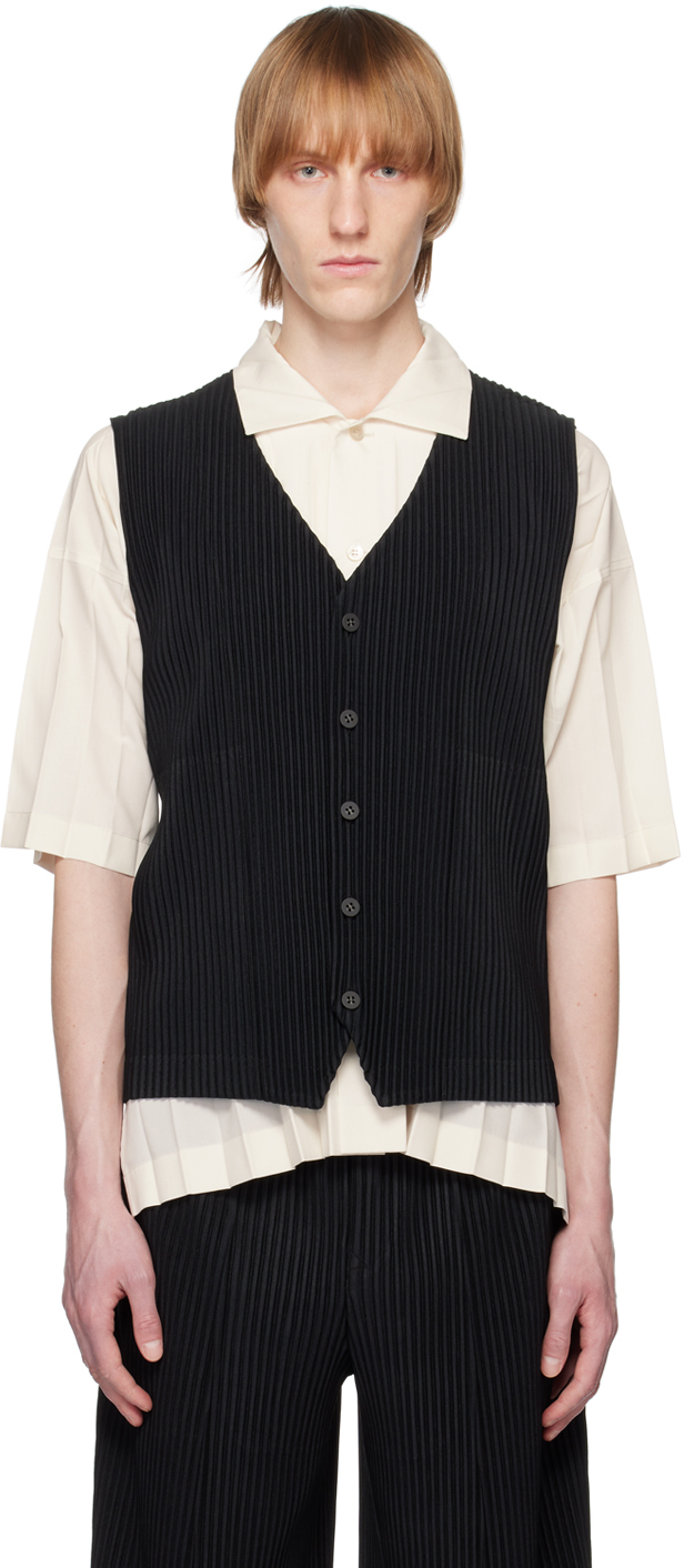 HOMME PLISSÉ ISSEY MIYAKE: Black Basics Vest | SSENSE Canada